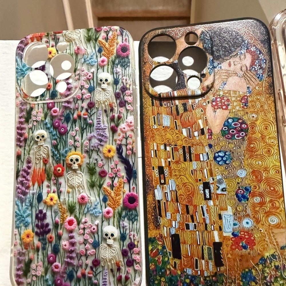 2brand new iPhone 15 pro max cases